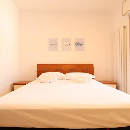 Apartment Casa A 300m Dal Mare - Aria Condizionata - Parcheggio Gratuito Alba Adriatica