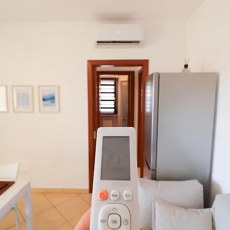 Casa A 500m Dal Mare - Aria Condizionata - Parcheggio Gratuito * アルバ・アドリアティカ