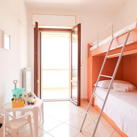 Casa A 500m Dal Mare - Aria Condizionata - Parcheggio Gratuito