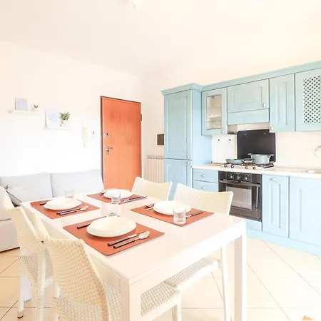 Casa A 500m Dal Mare - Aria Condizionata - Parcheggio Gratuito Lägenhet Alba Adriatica